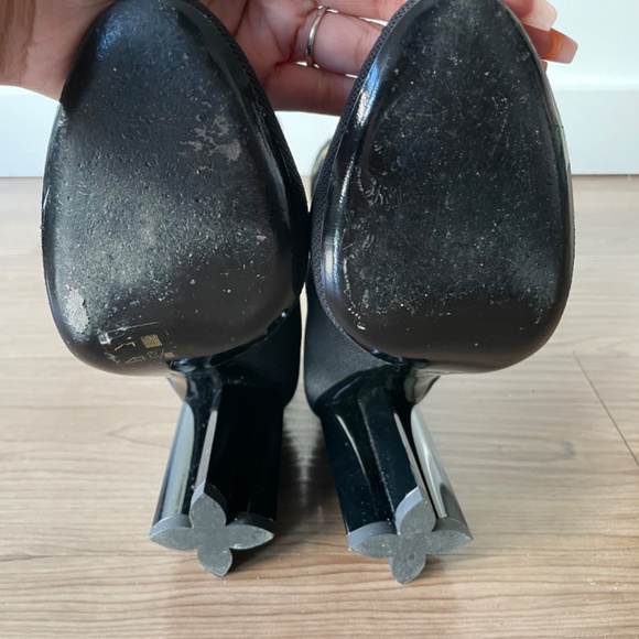 Authentic Louis Vuitton Silhouette Monogram Booties - Picture 4 of 5